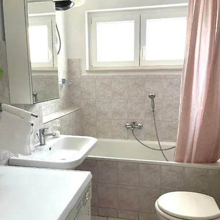 Neda Apartment